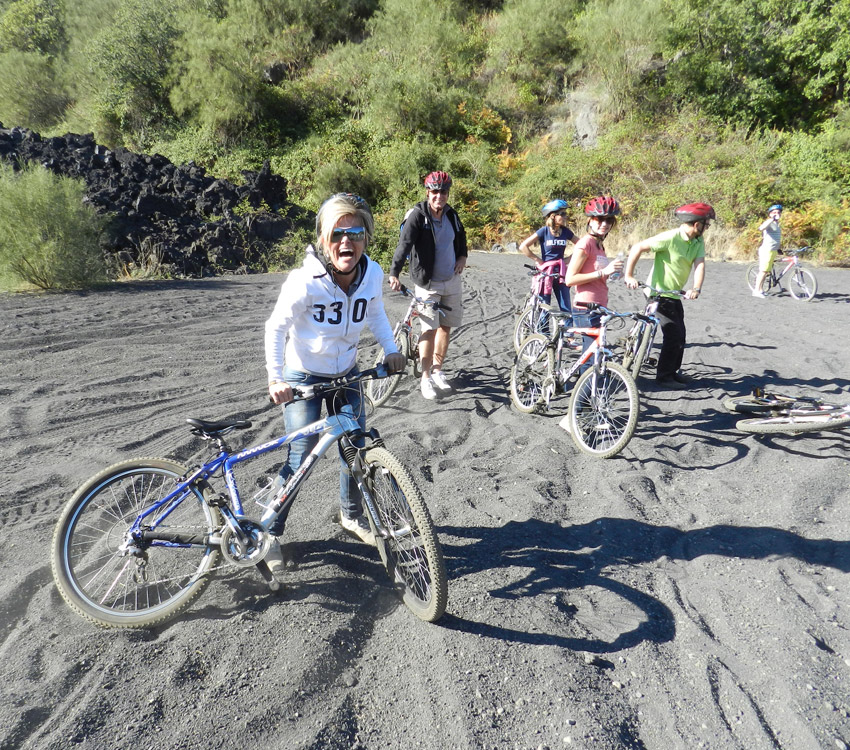 OutSide Service: Mountain Bike