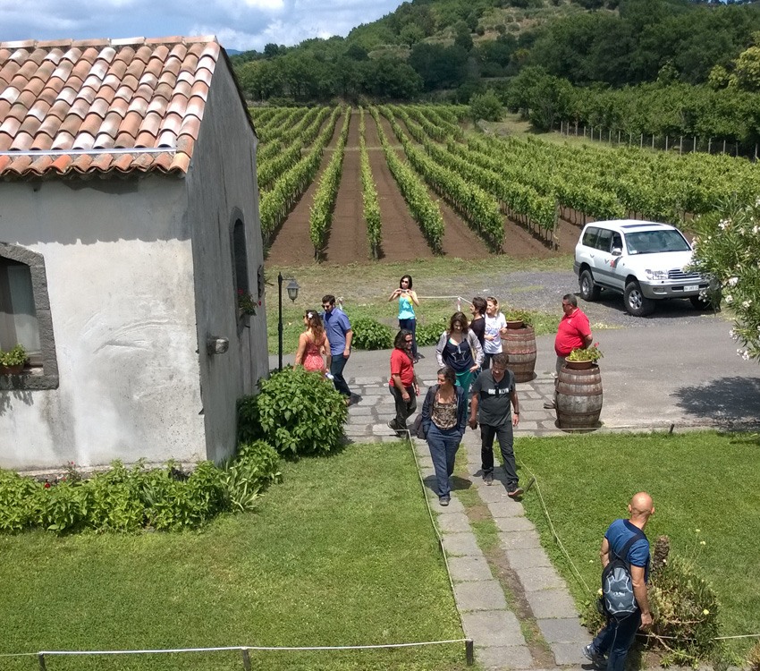 OutSide Service: Team Building